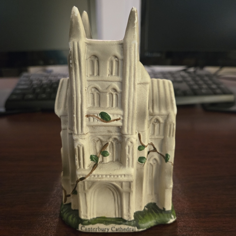 Vintage Canterbury Cathedral Ceramic Figurine Souvenir Hand Painted